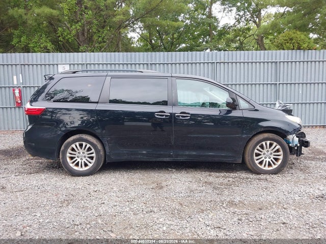 46010314 :رقم المزاد ، 5TDYK3DC4FS596321 vin ، 2015 Toyota Sienna Xle Premium 8 Passenger مزاد بيع