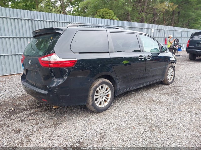 46010314 :رقم المزاد ، 5TDYK3DC4FS596321 vin ، 2015 Toyota Sienna Xle Premium 8 Passenger مزاد بيع