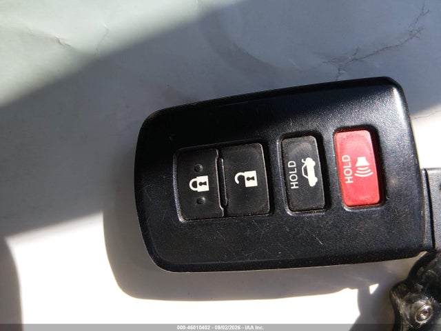 4T1BD1EB4EU033883 Toyota Avalon Hybrid Xle Touring