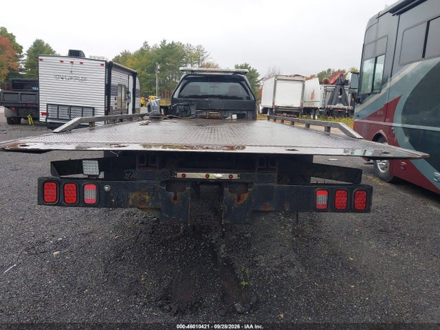 Ford F-550 Chassis Xl 2020 1FDUF5GN3LEE88815 Image 18