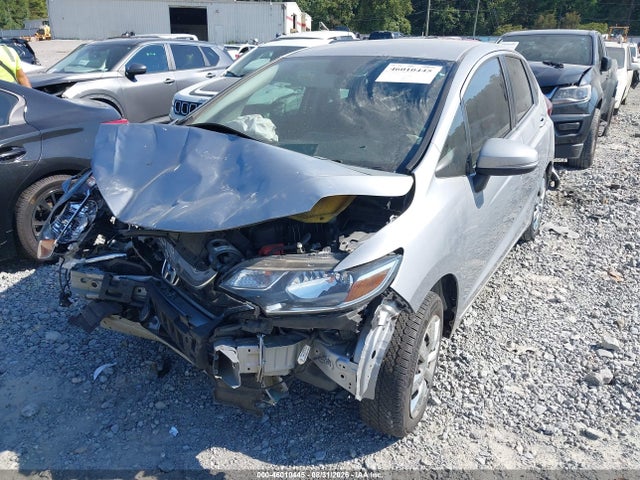 46010445 :رقم المزاد ، 3HGGK5H40KM721093 vin ، 2019 Honda Fit Lx مزاد بيع
