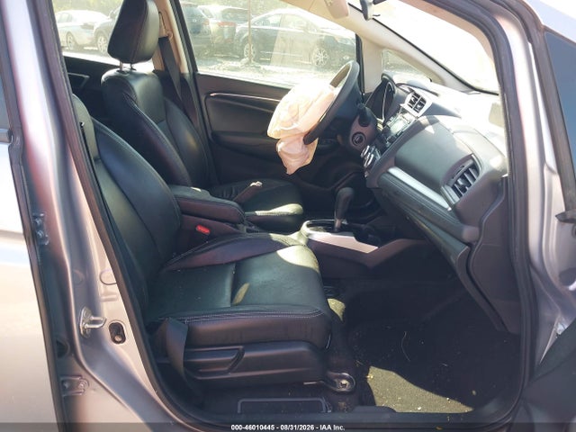 46010445 :رقم المزاد ، 3HGGK5H40KM721093 vin ، 2019 Honda Fit Lx مزاد بيع
