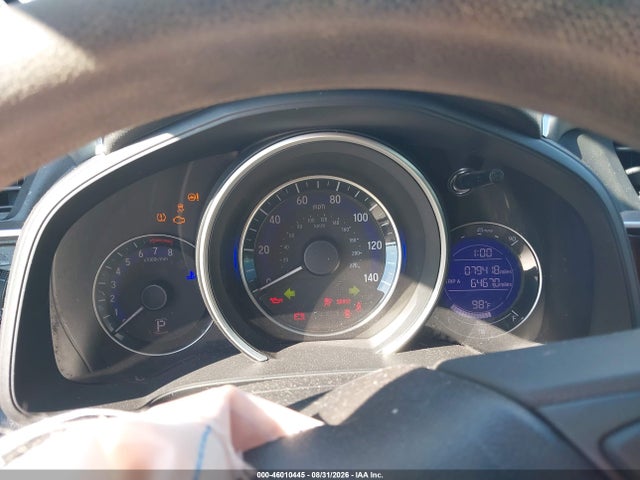 46010445 :رقم المزاد ، 3HGGK5H40KM721093 vin ، 2019 Honda Fit Lx مزاد بيع