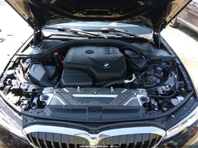 46010524 :رقم المزاد ، 3MW5R7J07M8B99026 vin ، 2021 Bmw 330i Xdrive مزاد بيع