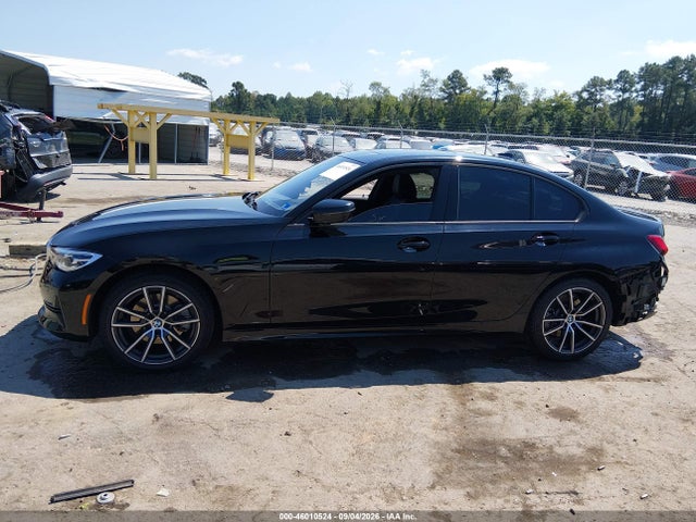 46010524 :رقم المزاد ، 3MW5R7J07M8B99026 vin ، 2021 Bmw 330i Xdrive مزاد بيع