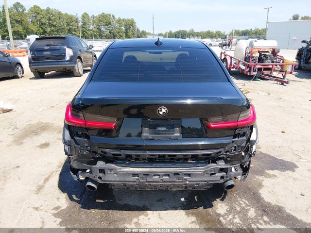46010524 :رقم المزاد ، 3MW5R7J07M8B99026 vin ، 2021 Bmw 330i Xdrive مزاد بيع