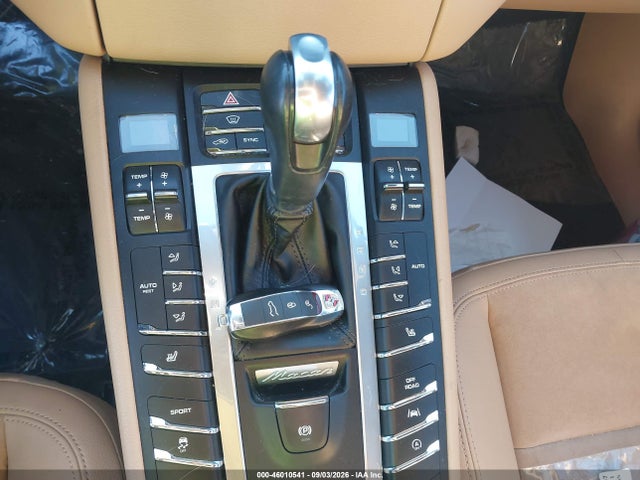 Porsche Macan 2018 WP1AA2A54JLB22558 Image 11