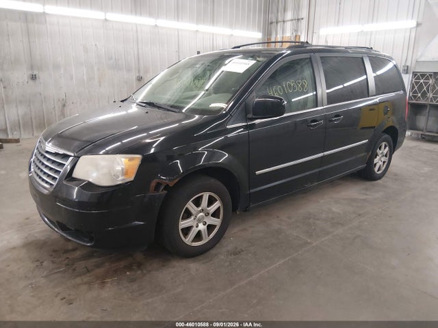 46010588 :رقم المزاد ، 2A4RR5D12AR285587 vin ، 2010 Chrysler Town & Country Touring مزاد بيع
