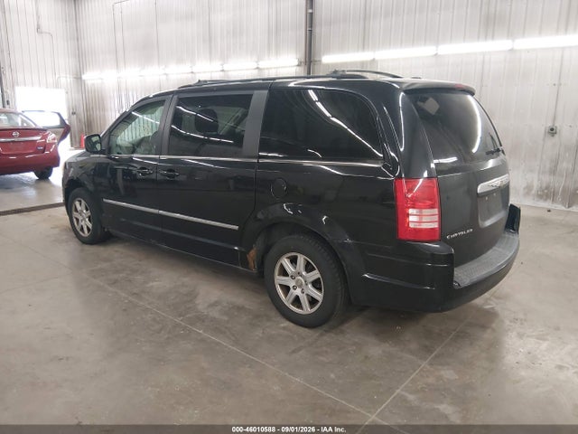 46010588 :رقم المزاد ، 2A4RR5D12AR285587 vin ، 2010 Chrysler Town & Country Touring مزاد بيع
