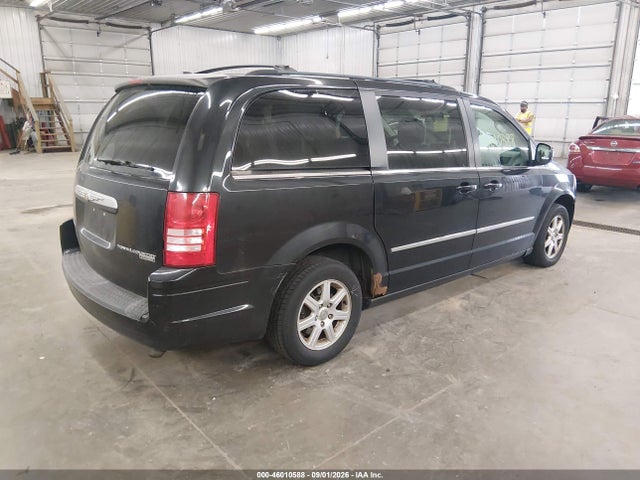 46010588 :رقم المزاد ، 2A4RR5D12AR285587 vin ، 2010 Chrysler Town & Country Touring مزاد بيع