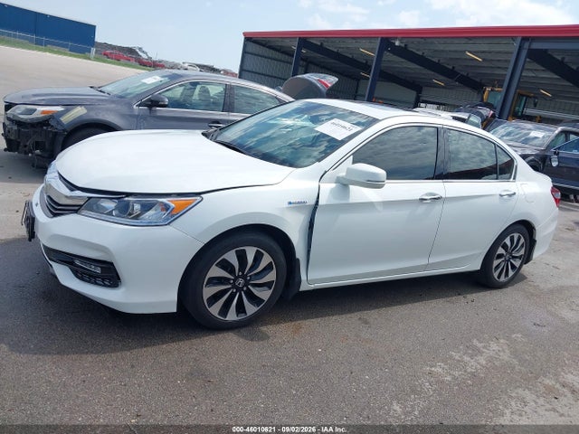 46010621 :رقم المزاد ، JHMCR6F52HC023068 vin ، 2017 Honda Accord Hybrid Ex-l مزاد بيع