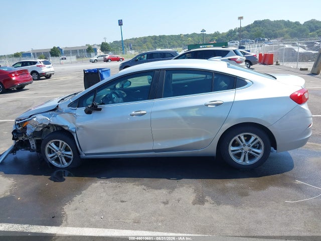 2017 Chevrolet Cruze Lt Auto მანქანა იყიდება აუქციონზე, vin: 1G1BE5SM2H7206021, აუქციონის ნომერი: 46010681