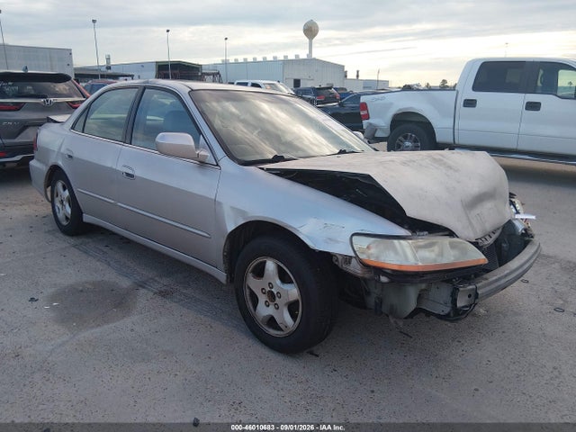 1999 Honda Accord Ex V6 მანქანა იყიდება აუქციონზე, vin: 1HGCG1650XA042689, აუქციონის ნომერი: 46010683