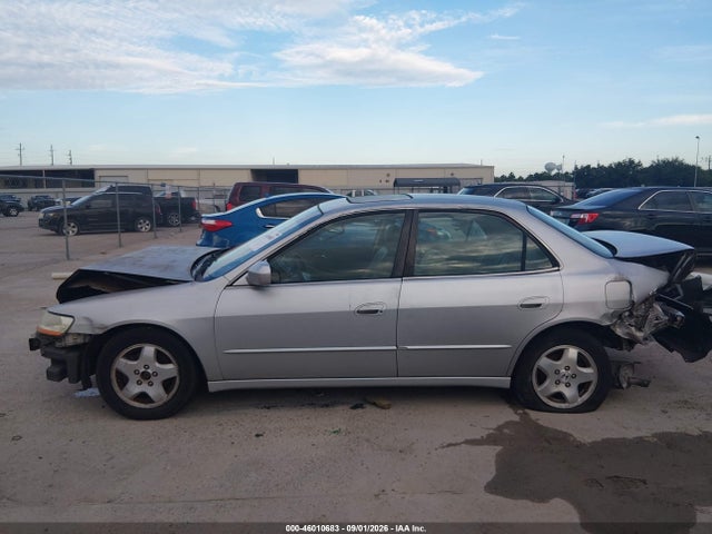 1999 Honda Accord Ex V6 მანქანა იყიდება აუქციონზე, vin: 1HGCG1650XA042689, აუქციონის ნომერი: 46010683