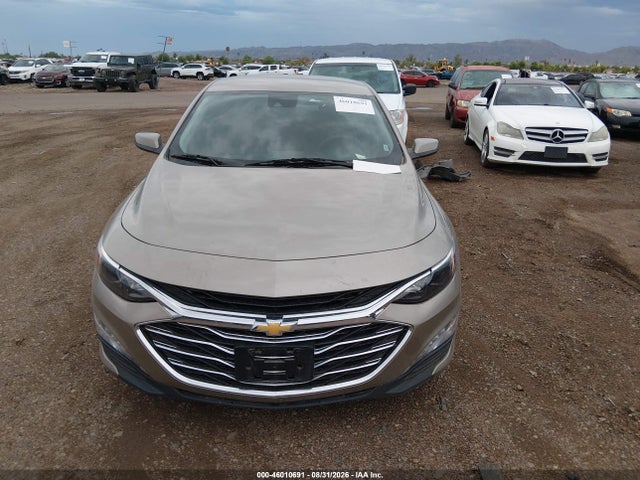 1G1ZD5ST1SF115411 Chevrolet Malibu Fwd 1lt