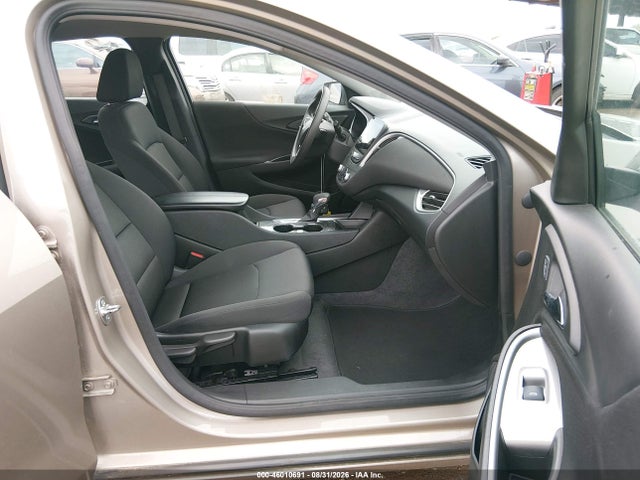 1G1ZD5ST1SF115411 Chevrolet Malibu Fwd 1lt