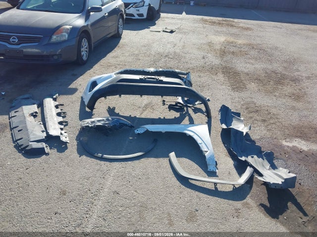 Toyota RAV4 LE 2019 2T3G1RFV3KC007642 Image 12