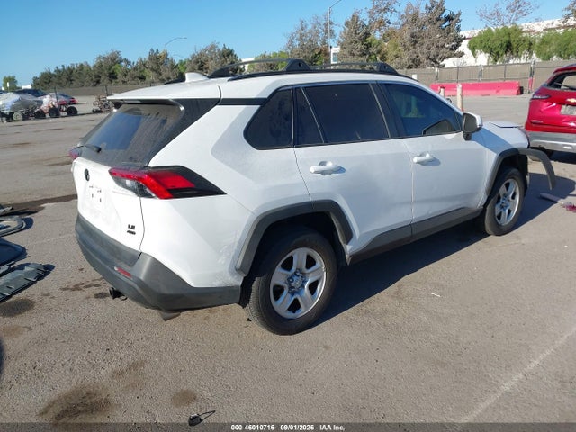 Toyota RAV4 LE 2019 2T3G1RFV3KC007642 Image 4