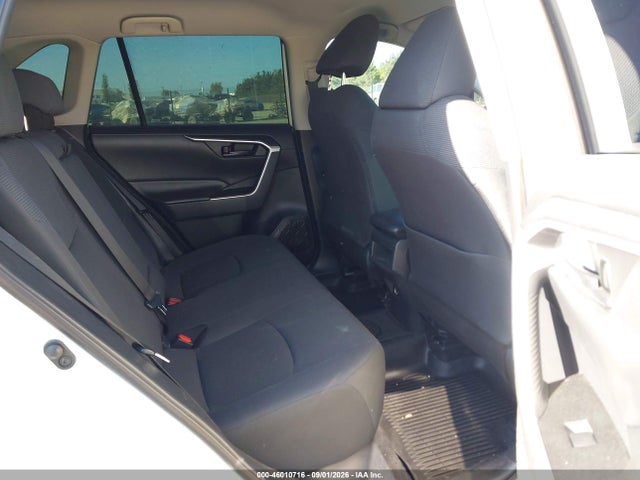 Toyota RAV4 LE 2019 2T3G1RFV3KC007642 Image 8