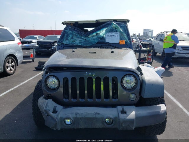 1C4BJWDG2JL895734 Jeep Wrangler Jk Unlimited Sport 4x4