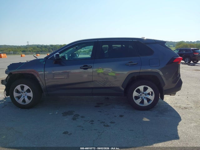 2022 Toyota Rav4 Le მანქანა იყიდება აუქციონზე, vin: 2T3F1RFV7NC308575, აუქციონის ნომერი: 46010772