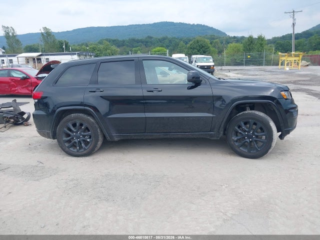 Продаж на аукціоні авто 2022 Jeep Grand Cherokee Wk Laredo X 4x4, vin: 1C4RJFAG3NC147549, номер лоту: 46010817