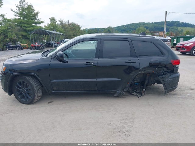 Продаж на аукціоні авто 2022 Jeep Grand Cherokee Wk Laredo X 4x4, vin: 1C4RJFAG3NC147549, номер лоту: 46010817