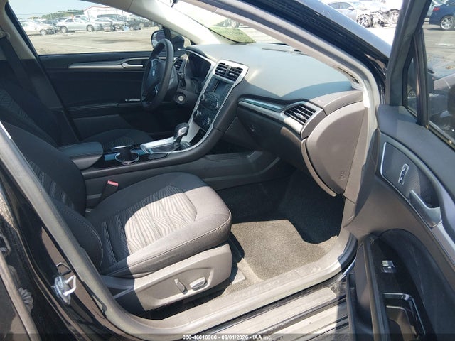 46010960 :رقم المزاد ، 1FA6P0HD4G5133022 vin ، 2016 Ford Fusion Se مزاد بيع