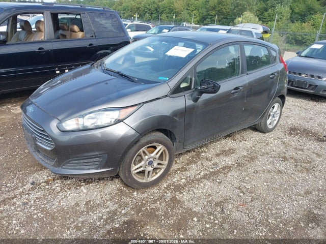 46011007 :رقم المزاد ، 3FADP4EJ2JM121977 vin ، 2018 Ford Fiesta Se مزاد بيع