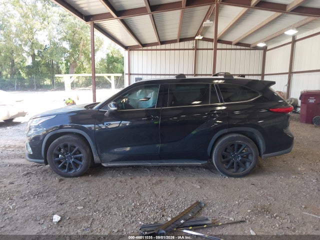 Toyota Highlander Xle 2022 5TDHZRAH5NS125341 Image 15