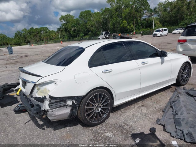 46011051 :رقم المزاد ، W1KWF8DB5MR645057 vin ، 2021 Mercedes-benz C 300 Sedan مزاد بيع