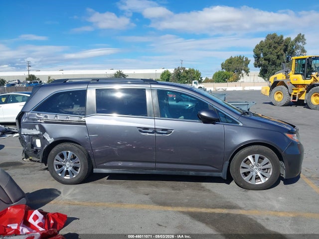 46011071 :رقم المزاد ، 5FNRL5H68FB005946 vin ، 2015 Honda Odyssey Ex-l مزاد بيع