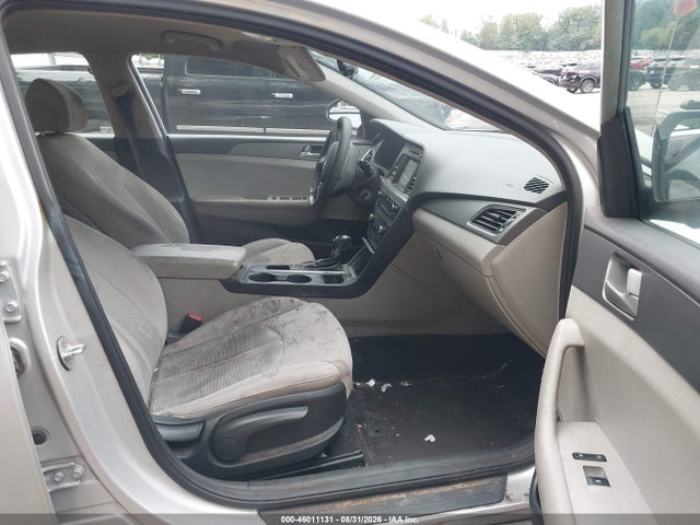 2016 Hyundai Sonata Se მანქანა იყიდება აუქციონზე, vin: 5NPE24AF9GH270769, აუქციონის ნომერი: 46011131
