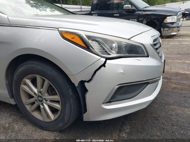 2016 Hyundai Sonata Se მანქანა იყიდება აუქციონზე, vin: 5NPE24AF9GH270769, აუქციონის ნომერი: 46011131