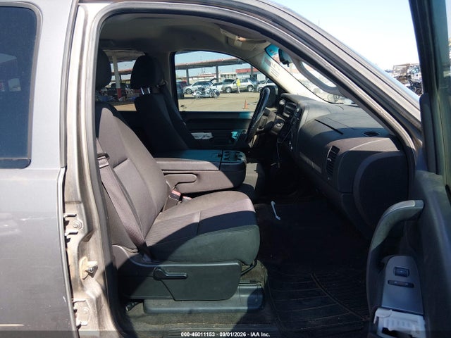 Продаж на аукціоні авто 2013 Chevrolet Silverado 1500 Lt, vin: 3GCPCSE05DG233898, номер лоту: 46011153