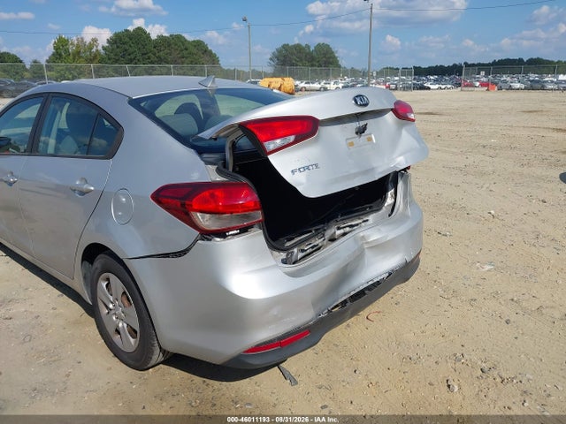 Aukcja sprzedaży 2017 Kia Forte Lx, vin: 3KPFK4A76HE104311, numer aukcji: 46011193