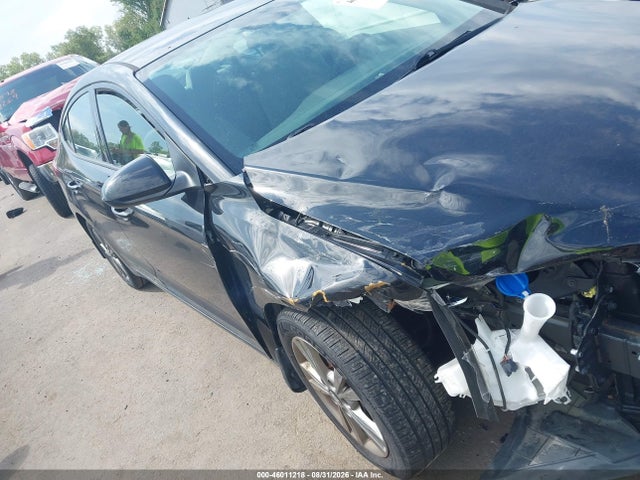 Продажа на аукционе авто 2018 Hyundai Elantra Sel, vin: 5NPD84LF2JH227163, номер лота: 46011218
