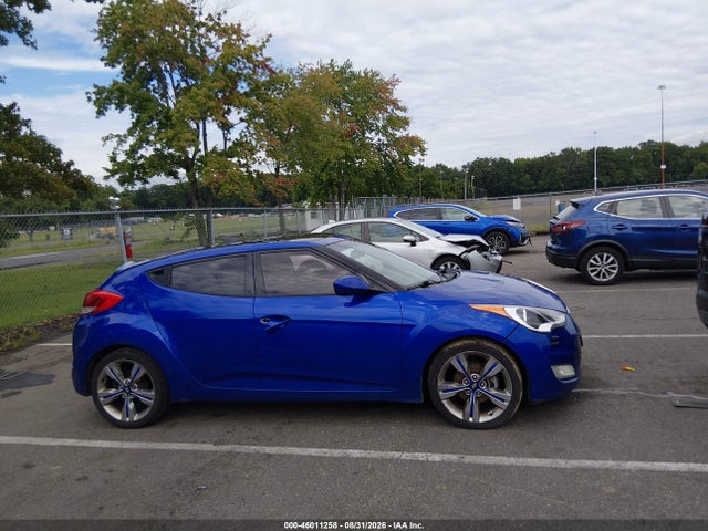 46011258 :رقم المزاد ، KMHTC6AD8FU221173 vin ، 2015 Hyundai Veloster مزاد بيع