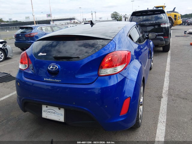 46011258 :رقم المزاد ، KMHTC6AD8FU221173 vin ، 2015 Hyundai Veloster مزاد بيع