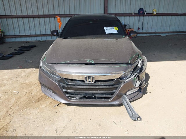 46011276 :رقم المزاد ، 1HGCV2F95JA000301 vin ، 2018 Honda Accord Touring 2.0t مزاد بيع