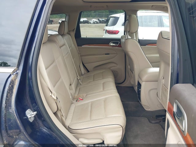 46011305 :رقم المزاد ، 1C4RJFCG1CC220704 vin ، 2012 Jeep Grand Cherokee Overland مزاد بيع