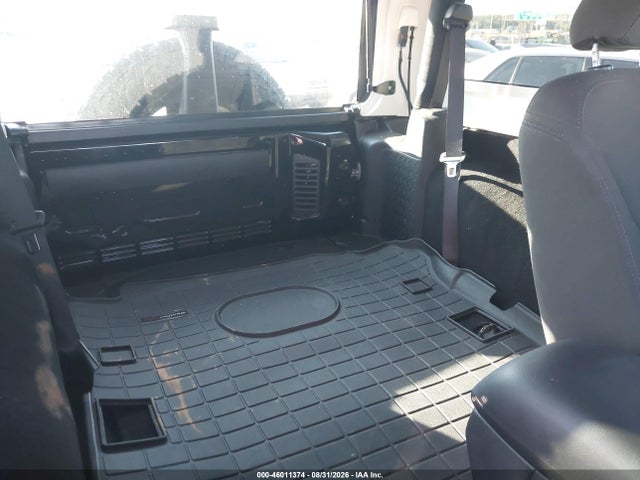 46011374 :رقم المزاد ، 1C4AJWAGXHL586684 vin ، 2017 Jeep Wrangler Sport 4x4 مزاد بيع