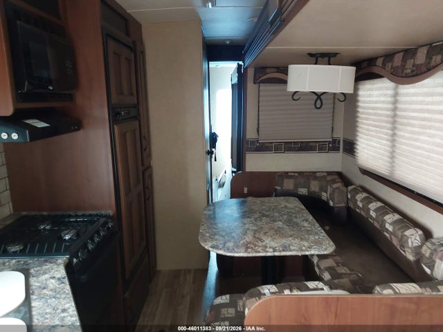 2015 Jayco Other მანქანა იყიდება აუქციონზე, vin: 1UJBJ0BT4F1CR0231, აუქციონის ნომერი: 46011383