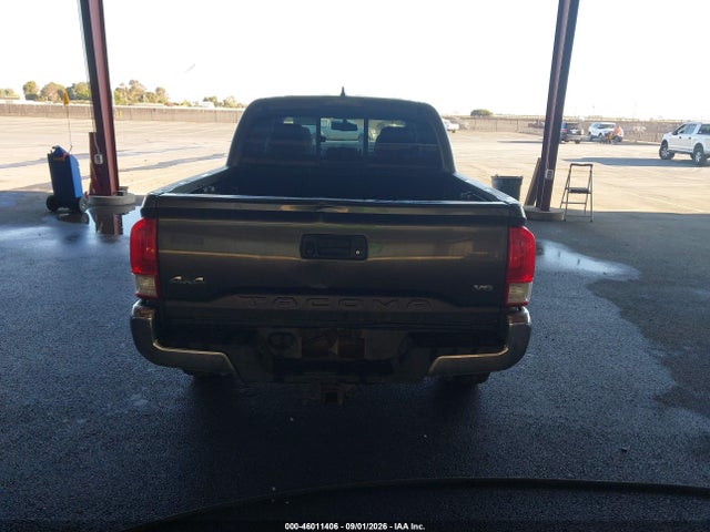 46011406 :رقم المزاد ، 3TMCZ5AN5HM065168 vin ، 2017 Toyota Tacoma Sr5 V6 مزاد بيع
