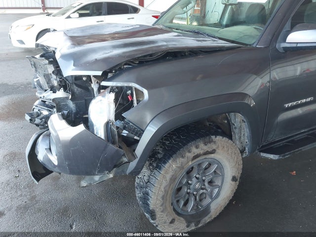 46011406 :رقم المزاد ، 3TMCZ5AN5HM065168 vin ، 2017 Toyota Tacoma Sr5 V6 مزاد بيع
