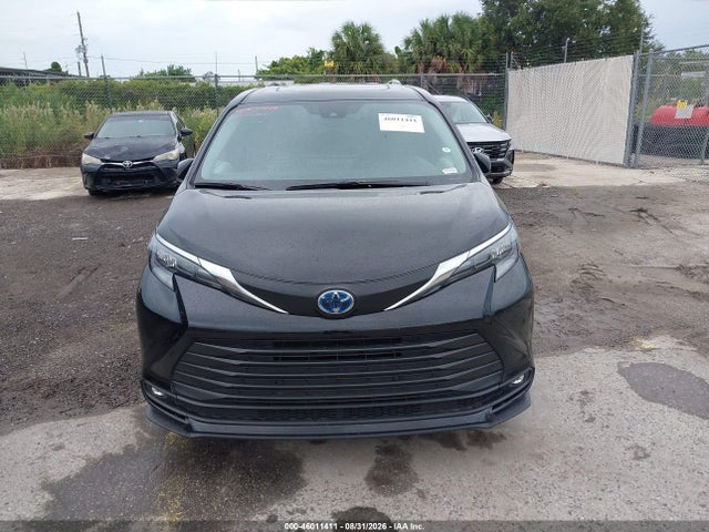 46011411 :رقم المزاد ، 5TDYRKEC1SS289249 vin ، 2025 Toyota Sienna Xle مزاد بيع