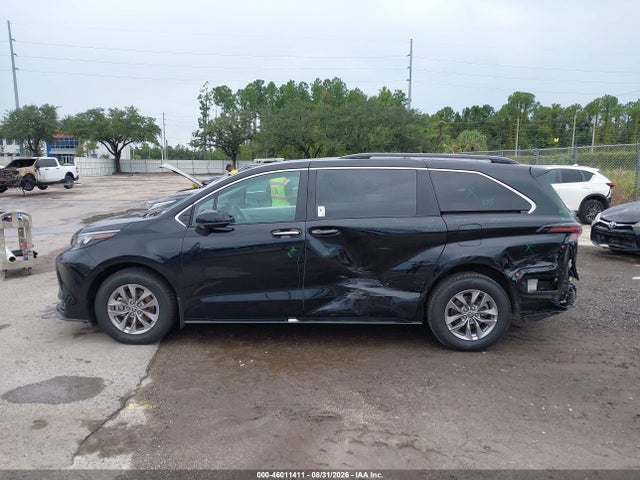 46011411 :رقم المزاد ، 5TDYRKEC1SS289249 vin ، 2025 Toyota Sienna Xle مزاد بيع