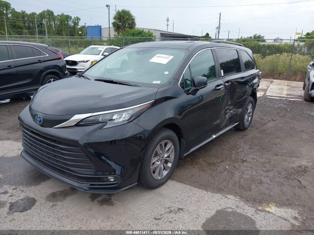 46011411 :رقم المزاد ، 5TDYRKEC1SS289249 vin ، 2025 Toyota Sienna Xle مزاد بيع