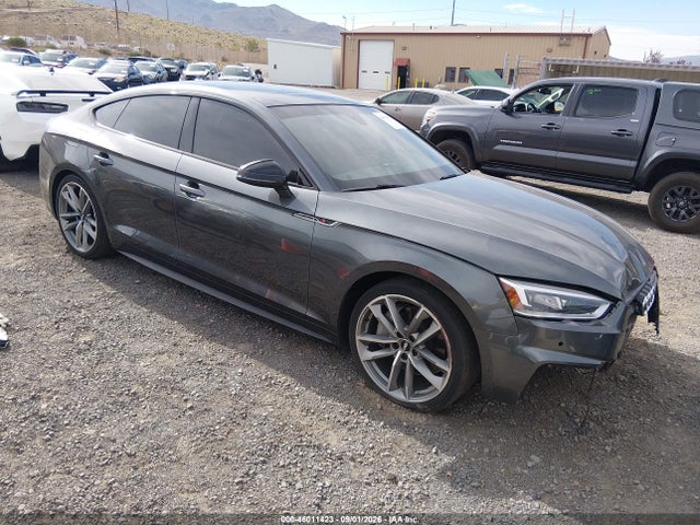 46011423 :رقم المزاد ، WAUENCF5XKA075536 vin ، 2019 Audi A5 45 Premium مزاد بيع