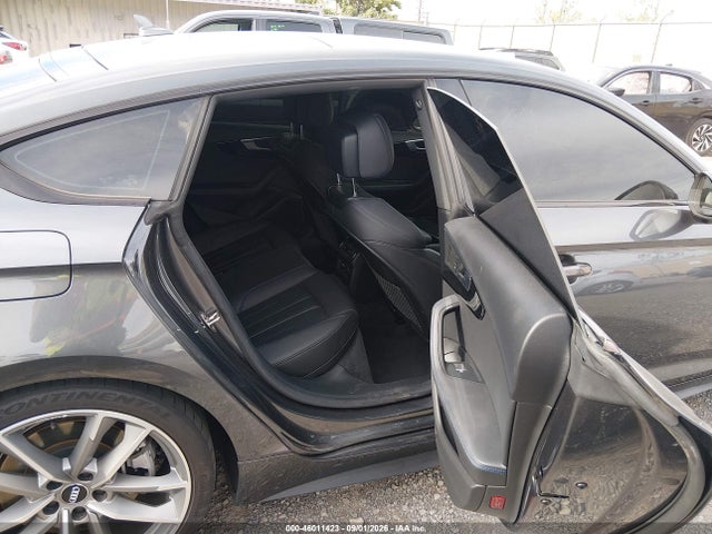 2019 Audi A5 45 Premium მანქანა იყიდება აუქციონზე, vin: WAUENCF5XKA075536, აუქციონის ნომერი: 46011423